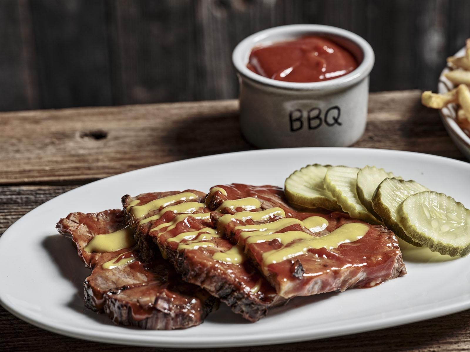 Campfire Brisket Platter Catamount Resort