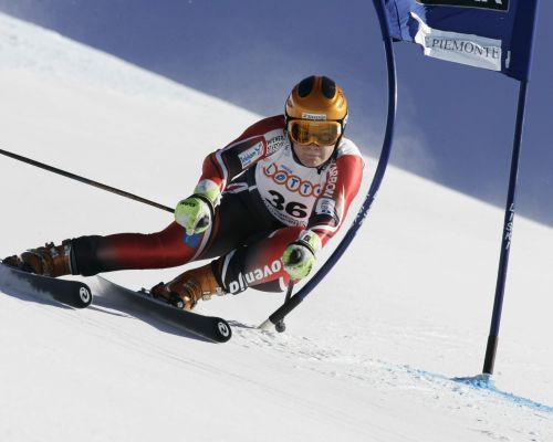 Urska Skiing